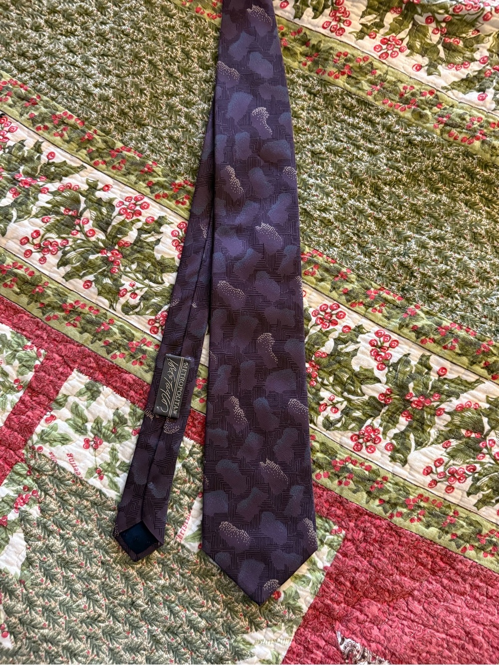 Lord & Taylor Purple Patterned Silk Tie